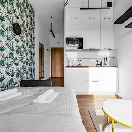 Wlochy Modern Space Studio Daire